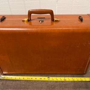 Classic Tan Leather Briefcase